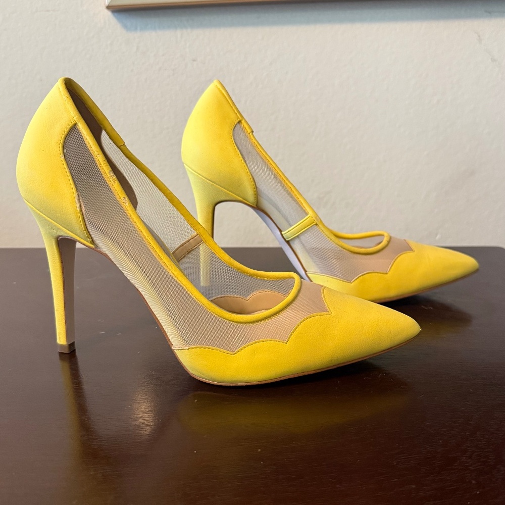 Jessica Simpson Yellow Mesh Heels